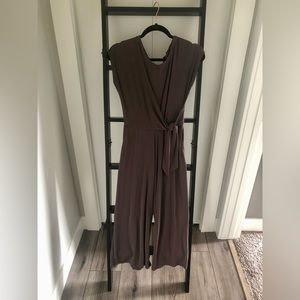 Banana Republic Tie-Front Cropped Jumpsuit - Sandwash - XS Petite